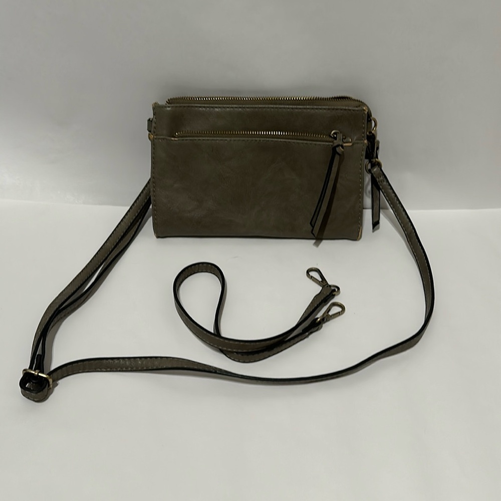 Joy Susan Bag w iPhone outer pocket
